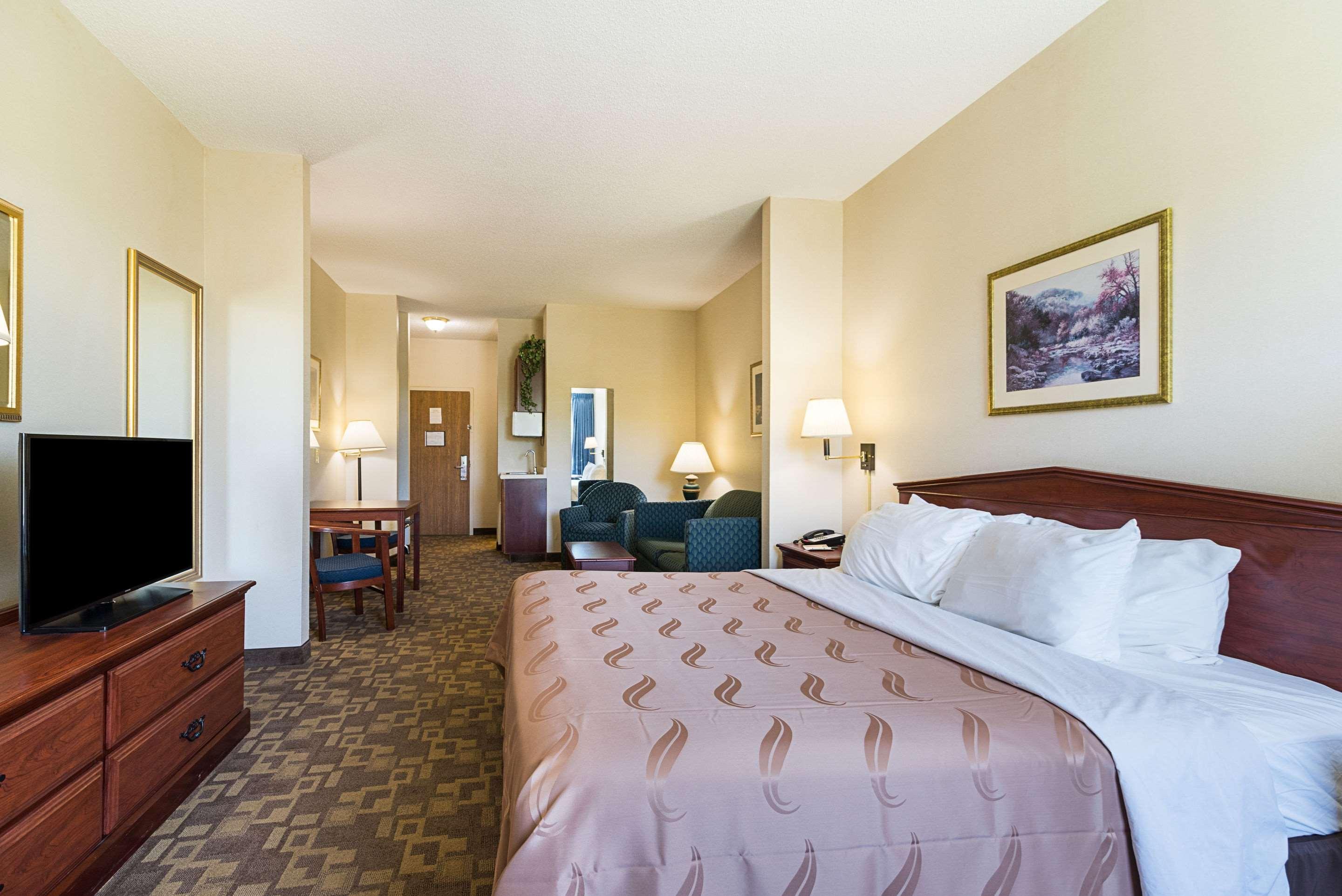 Quality Inn & Suites Schoharie Near Howe Caverns Extérieur photo