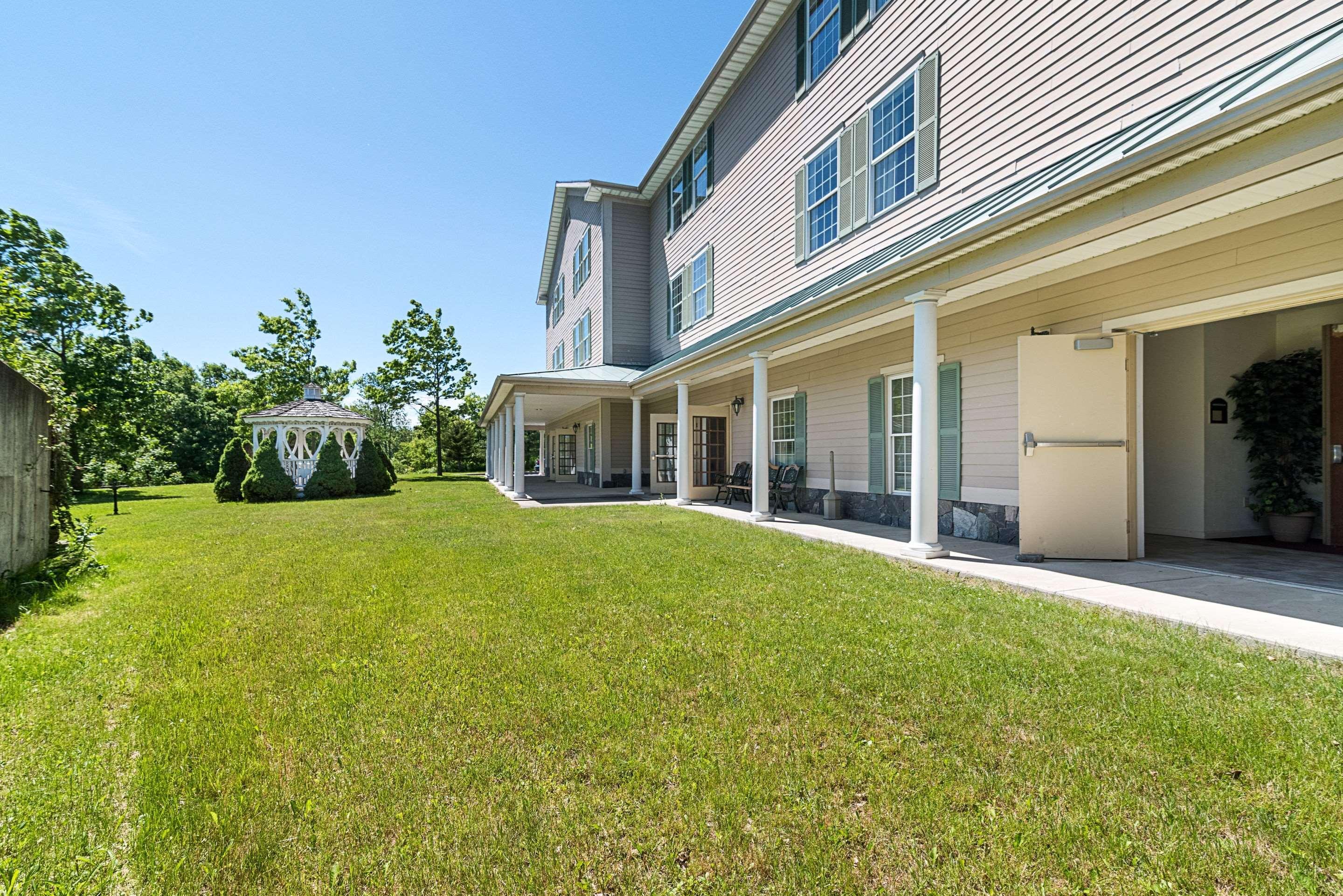 Quality Inn & Suites Schoharie Near Howe Caverns Extérieur photo