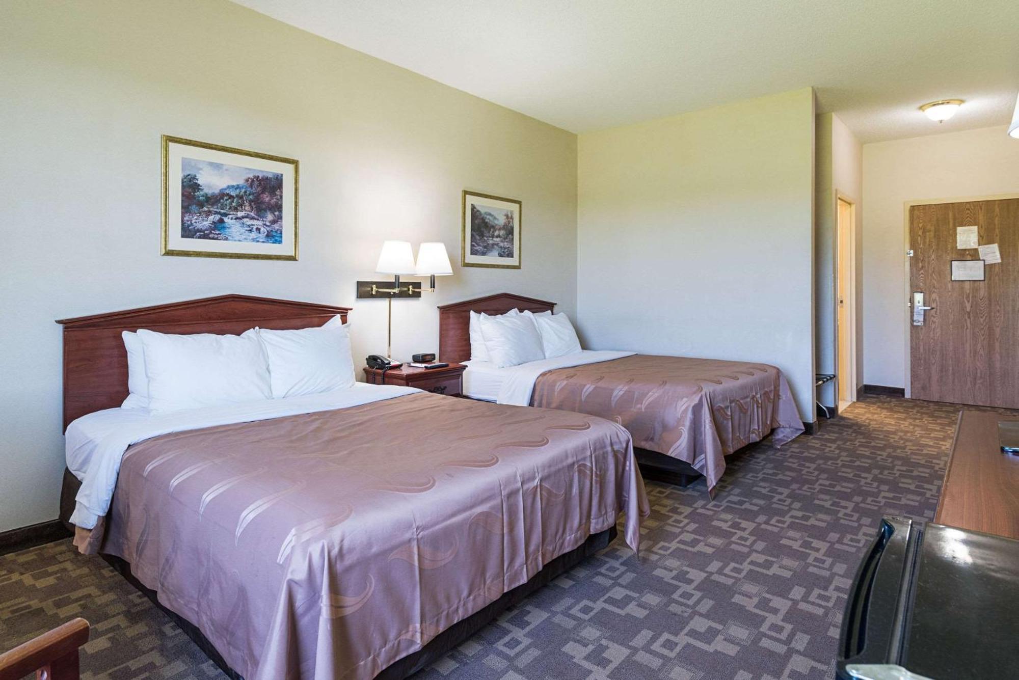 Quality Inn & Suites Schoharie Near Howe Caverns Extérieur photo